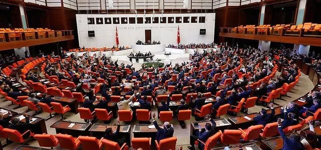 19 yıl sonra 8 partili Türkiye Büyük Millet Meclisi...