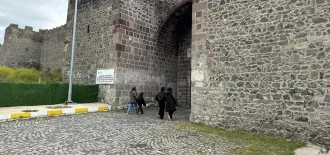Tarihi Ardahan Kalesi'ne 10 ayda 194 bin 440 ziyaret gerçekleşti