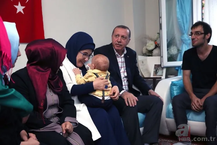 Cumhurbaşkanı Erdoğan'dan şehit ailelerine ziyaret 11