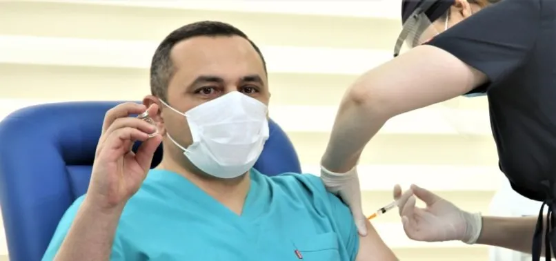 Türk onayı almadan ülkeye giremiyor! Azerbaycan'ın aldığı Kovid-19 aşıları Türkiye'de test ediliyor