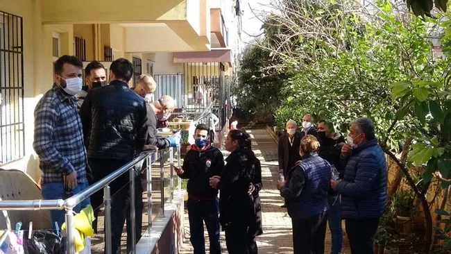 Antalya’da yaşlı kadın kanlar içinde ölü bulundu! Olay yerinde kavga çıktı - 6
