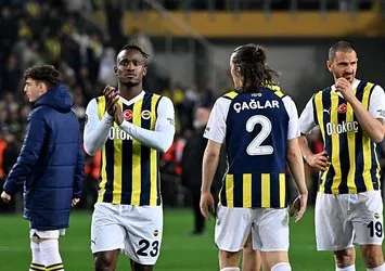 Fenerbahçe Olympiakos maçı | İsmail Kartal’a ağır sözler: Turu hediye etti