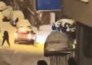Kayan otomobil yayalara çarptı