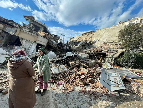 Minik Kübra ve hamile annesi 117 saat sonra kurtarıldı! Mucize sonrası dede gözyaşlarını tutamadı: Allah devletimize zeval vermesin