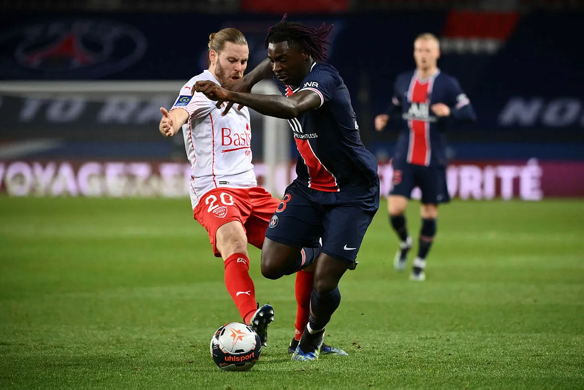 PSG, Nimes'i yendi: 3-0