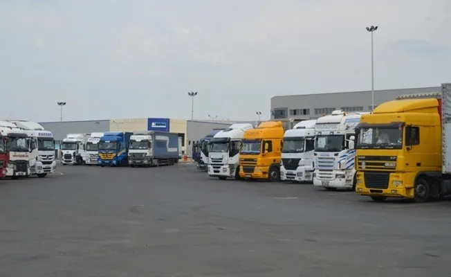 İstanbul’da bayram göçü başladı! Köprü ve ana yollarda trafik yoğunluğu