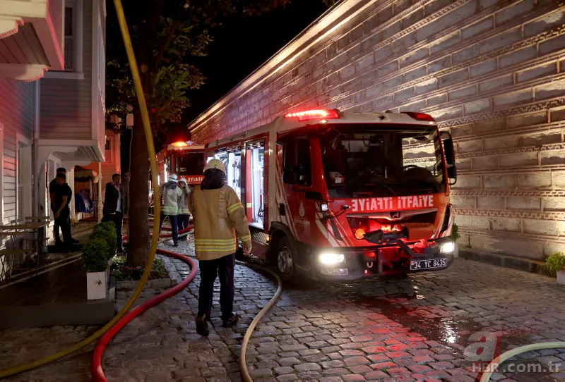 Topkapı Sarayı'ndaki tarihi restoranda yangın! Milli Saraylar Başkanlığı'ndan açıklama geldi 5