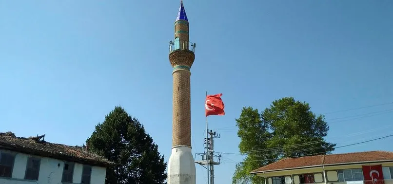 Bursa'da camisiz minare, köyün sembolü oldu