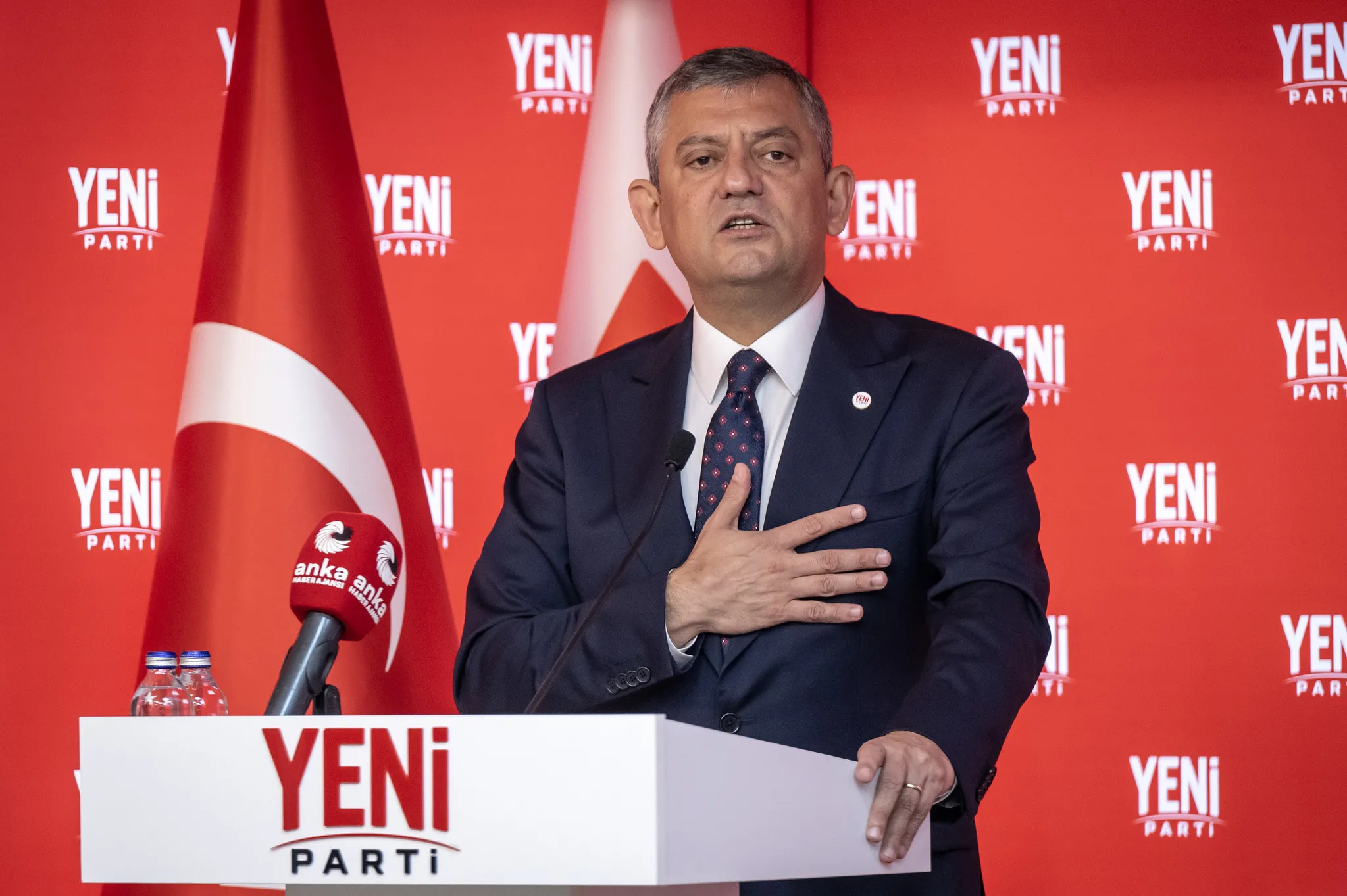 Özgür Özel'den rüşvet skandalında çarpıcı itiraflar!