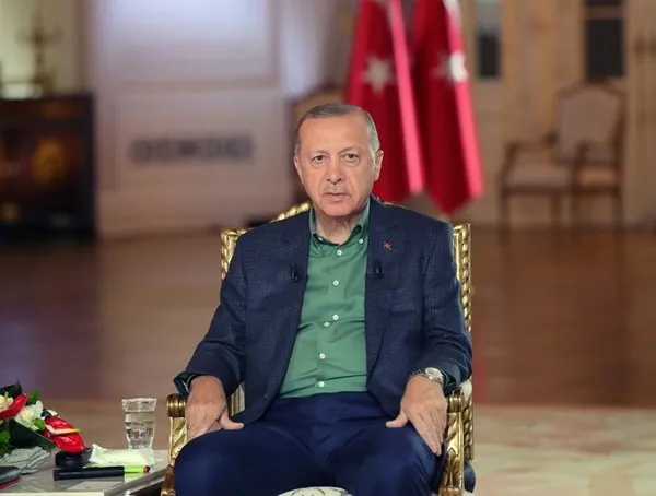 1679993286632.jpeg Başkan Erdoğan ile Gündem Özel aHaber ve atv ortak yayınında - 1