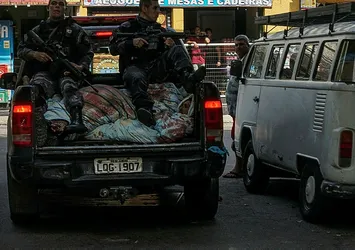 Dünya Brezilya'daki bu fotoğrafı konuşuyor!