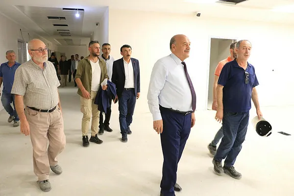 Erzincan’daki Dörtyol Devlet Hastanesi kaya gibi ayakta! 500 yataklı dev komplekste halka büyük hizmet