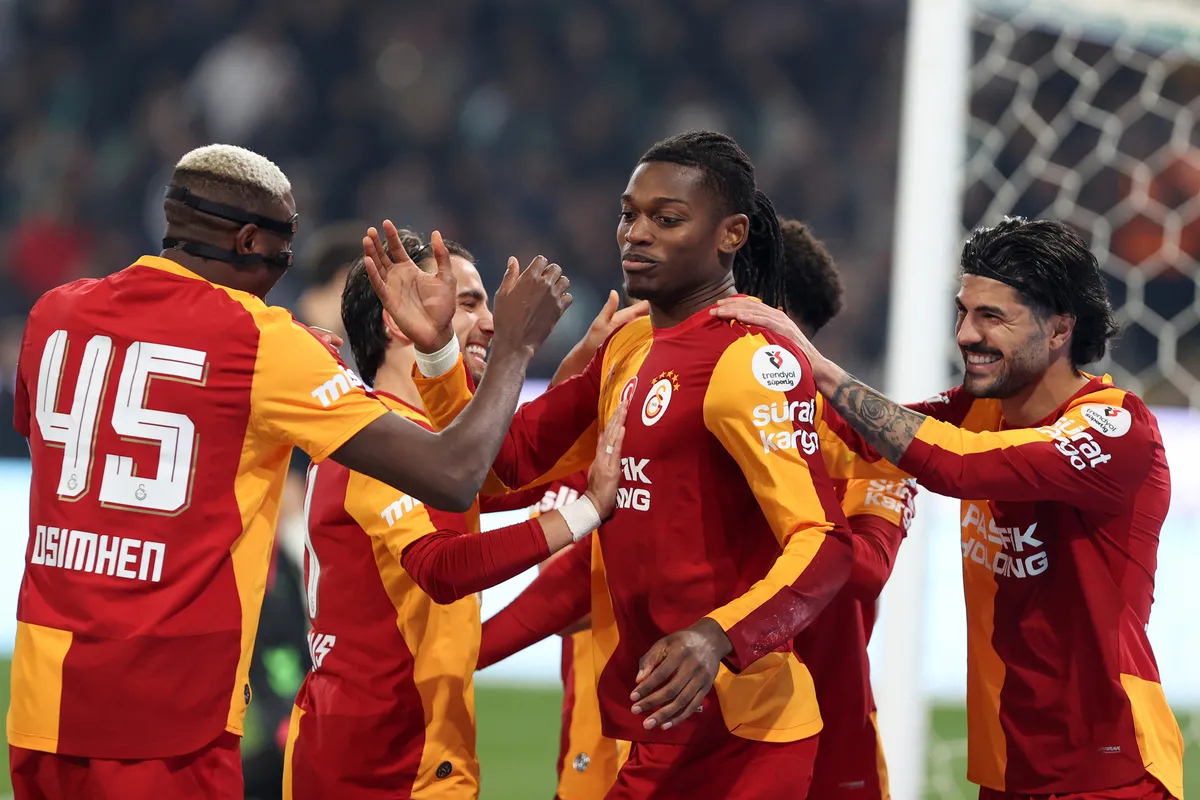 Galatasaray, Konyaspor'u 4-0 mağlup etti! Liderden farklı galibiyet - 5