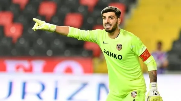 Galatasaray’da transferde yeni hedef! Kaleye Hatayspor’dan Erce Kardeşler...