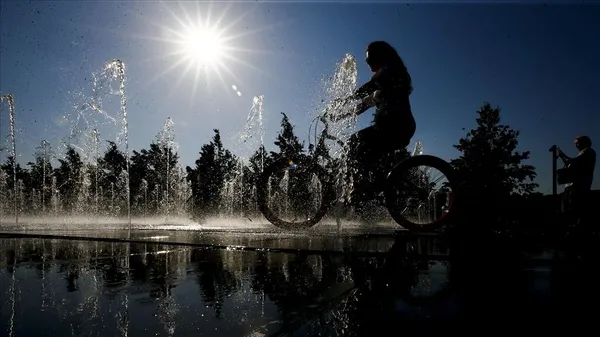 Hava sıcaklığı 40 dereceyi bulacak! Meteoroloji Maksimum Sıcaklık Tahmin Haritası'nı açıkladı | Listede 18 il var - 1