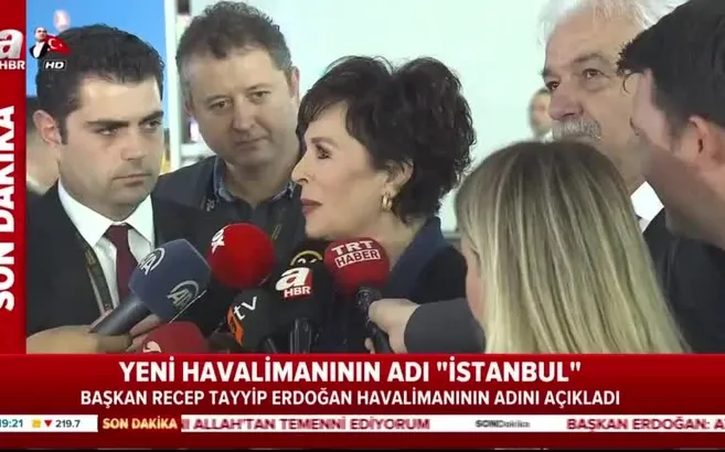 Hülya Koçyiğit: İhtişamından gözlerim kamaştı