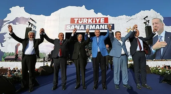 mhp-genel-baskani-devlet-bahceliden-depremzedelere-hakaret-skandalina-sert-tepki-affedilemez-bir-alcakliktir-1684421360955.jpg MHP Genel Başkanı Devlet Bahçeli'den "depremzedelere hakaret" skandalına sert tepki: Affedilemez bir alçaklıktır - 7