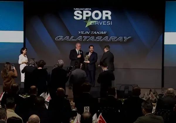 Erden Timur ve Okan Buruk’tan transfer sözleri! Devre arası ’çilekleri’ olacak mı?