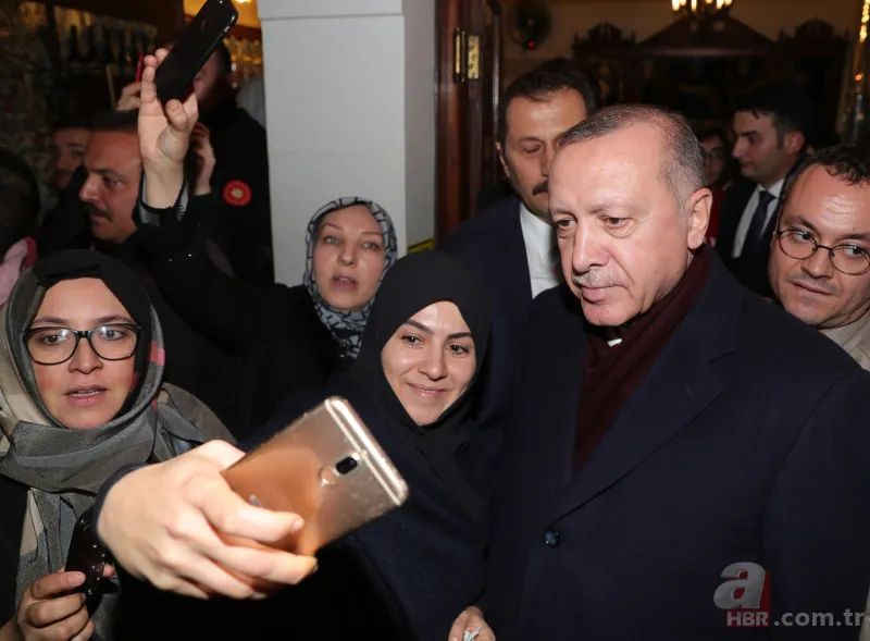 Başkan Erdoğan, Fatih’te bozacıda vatandaşlarla sohbet etti 4