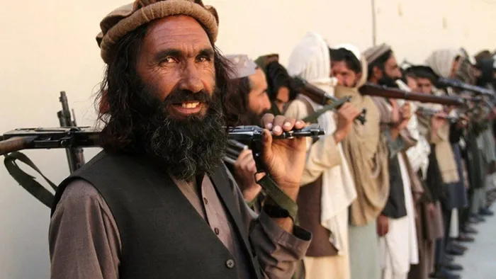Taliban yönetimi Helmand vilayetinde sakal kesimini yasakladı