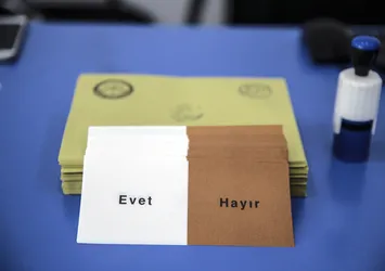 Anayasa değişikliğine 44 soruyla yanıt