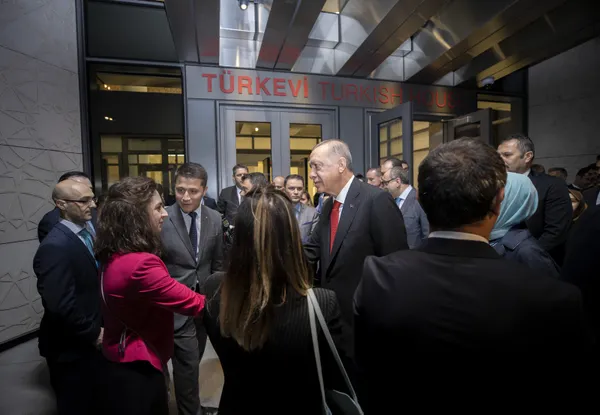 Son dakika: Başkan Erdoğan ABD’de: Türk vatandaşlardan sevgi gösterisi! BM Genel Kurulu’na katılacak