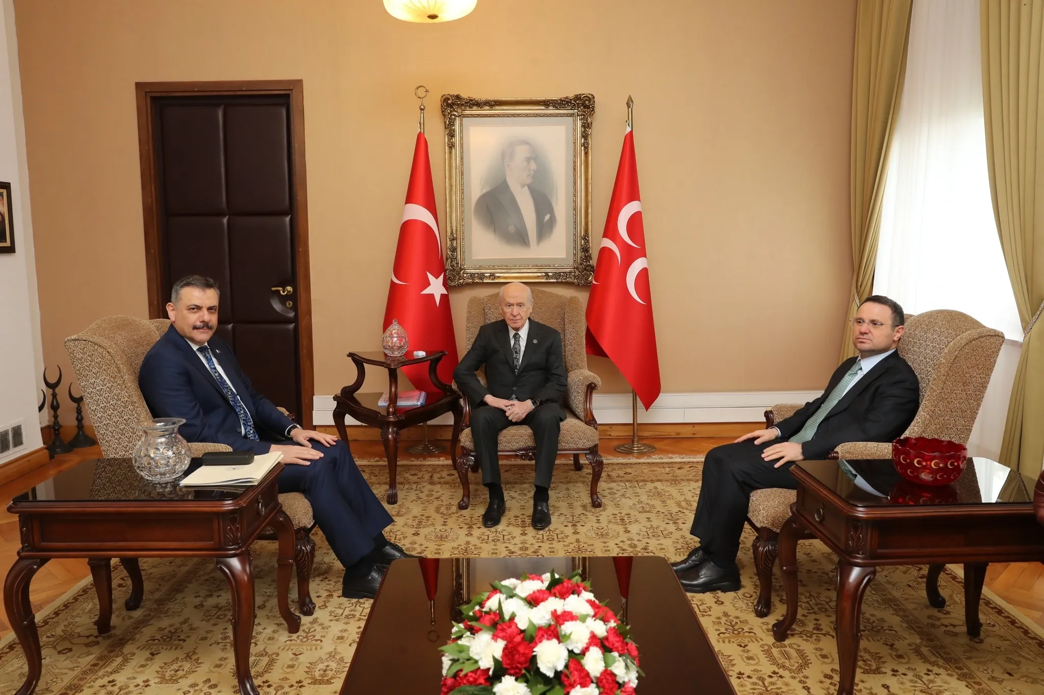 Bakan Çiftçi ve Gürlek'ten Bahçeli'ye ziyaret