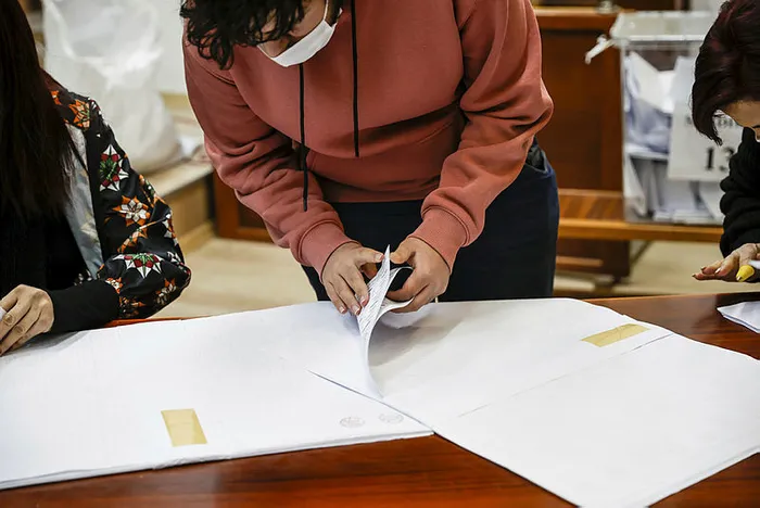 son-dakika-kktcde-erken-secimi-kazanan-parti-belli-oldu-1642973850258.jpg Son dakika: KKTC'de erken seçimi kazanan parti belli oldu - 3