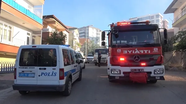 kirikkalede-tandirlik-alanda-yangin-1657000223651.jpg Kırıkkale'de tandırlık alanda yangın! - 2