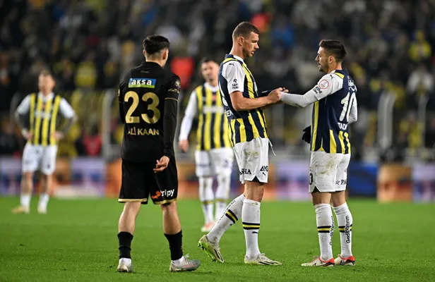 65-gol-14-asist-ismail-kartal-bu-isi-biliyor-fenerbahceliler-dugun-bayram-edecek-1706643001905.jpg İsmail Kartal bu işi biliyor! 65 gol 14 asist! Fenerbahçeliler düğün bayram edecek - 2