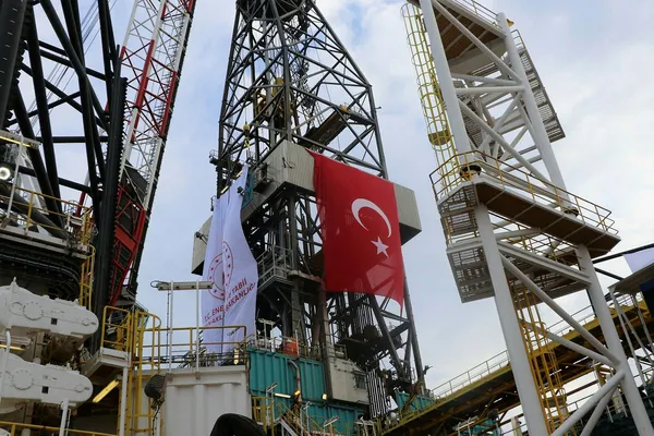 Bakan Fatih Dönmez duyurdu: Mersin'de sığ deniz sondajı başlıyor - 3