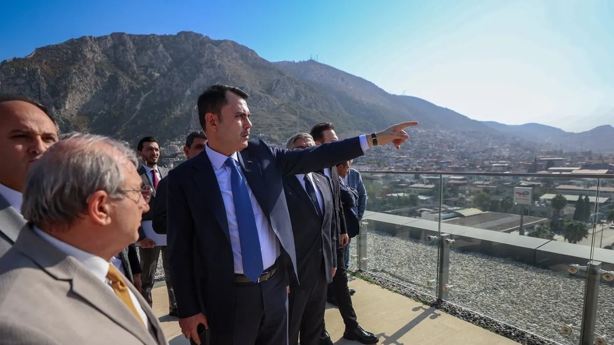 Asrın inşa seferberliği dünya basınında! Deprem bölgesindeki çalışmalara hayran kaldılar