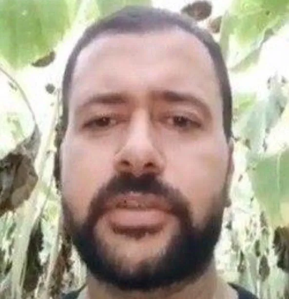 1669617799833.jpg FETÖ'cü Ömer Alaca kaçmaya çalıştığı Yunanistan'da polis tarafından işkence gördü! Türkiye'nin ölümden kurtardığı FETÖ'cü Alaca her şeyi anlattı - 6