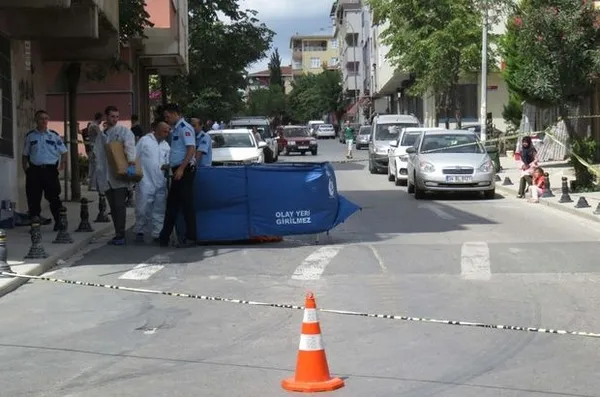 Pendik'te ayaklarını bağlayıp 4. kattan aşağı attılar - 1