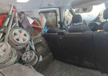 Ehliyetsiz genç kaza yaptı: 3 yaralı