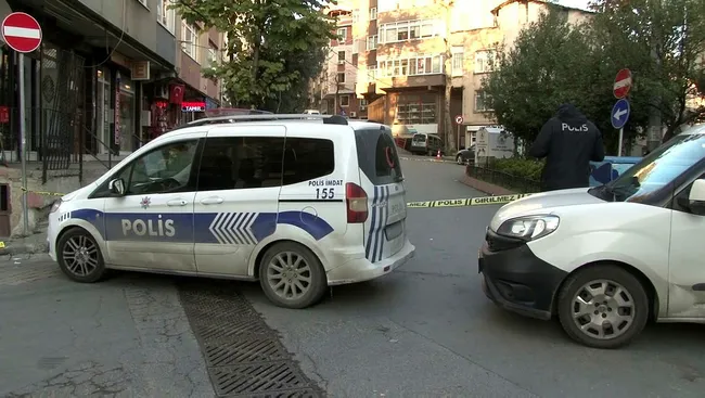 İstanbul’da güpegündüz silahlı çatışma! Polis 22 adet kovan ele geçirdi - 1