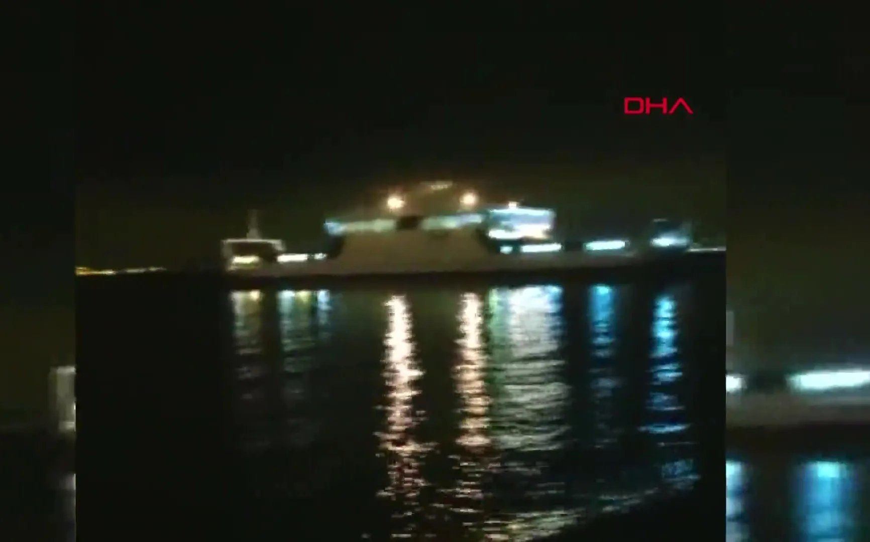 Dumeni Kilitlendi Yalova Da Feribot Karaya Oturdu Ahaber Video Izle