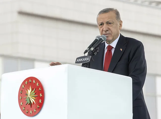 baskan-erdogandan-yol-isteyen-vatandasa-belediye-gondermesi-ulastirma-bakanligimiz-onu-da-yapar-1664370870815.jpg