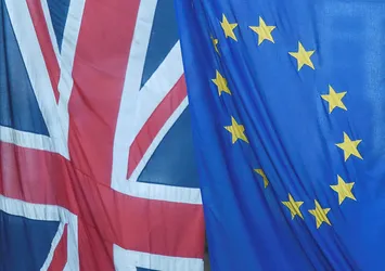 İngiltere'de Brexit anlaşmasının reddedilmesinin ardından ilk anket sonucu