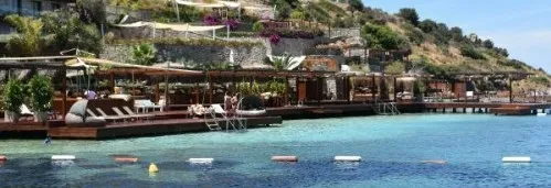 bodrumda-sezon-acildi-fiyatlar-yine-gundemde-plaj-ucreti-10-bin-euro-lahmacun-200-lira-1653228157281.jpg Bodrum’da sezon açıldı fiyatlar yine gündemde! Plaj ücreti 10 bin euro, lahmacun 200 lira - 2