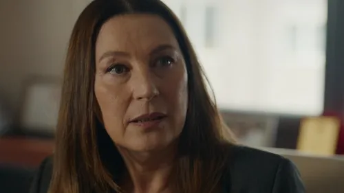 Aldatmak 48. bölüm fragmanı izle | "Senin Güzide Hanım'la ilgili bilmediğin şeyler var baba!"