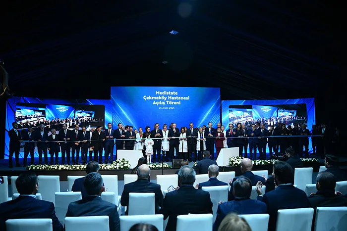 Başkan Erdoğan sağlıktaki devrimi böyle özetledi: Türkiye öncü bir ülke