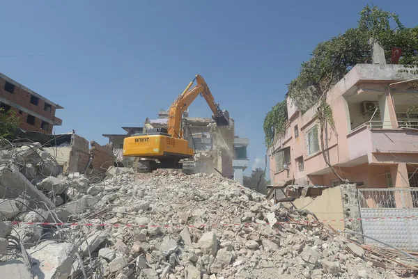 Vatandaştan ’yarısı bizden’e yoğun katılım! İşte ilçe ilçe kentsel dönüşüm