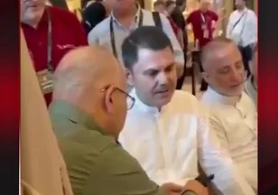 BAŞKAN ERDOĞAN HACILARLA KONUŞTU