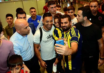Marco Fabian ilk maçında şov yaptı!