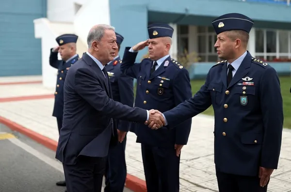 milli-savunma-bakani-hulusi-akardan-yunanistan-mesaji-deniz-ve-hava-kuvvetlerimiz-acik-sekilde-talimatlandiril-1664980264674.jpg Milli Savunma Bakanı Hulusi Akar'dan Yunanistan mesajı: Deniz ve Hava Kuvvetlerimiz açık şekilde talimatlandırıldı - 5