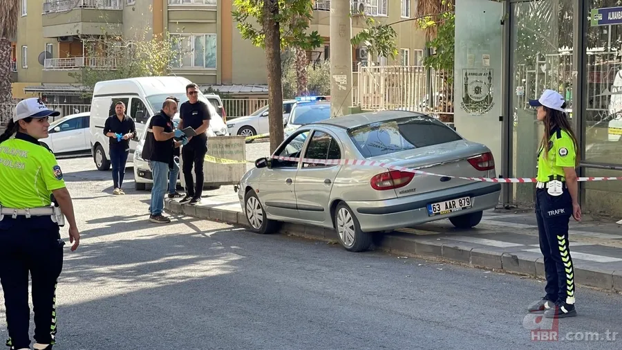Şanlıurfa’da korkunç kaza! Otomobil durağa daldı: 1 çocuk öldü 3 yaralı 2