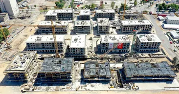 Kahramanmaraş’ın kalbindeki inşaatlar hızla yükseliyor!