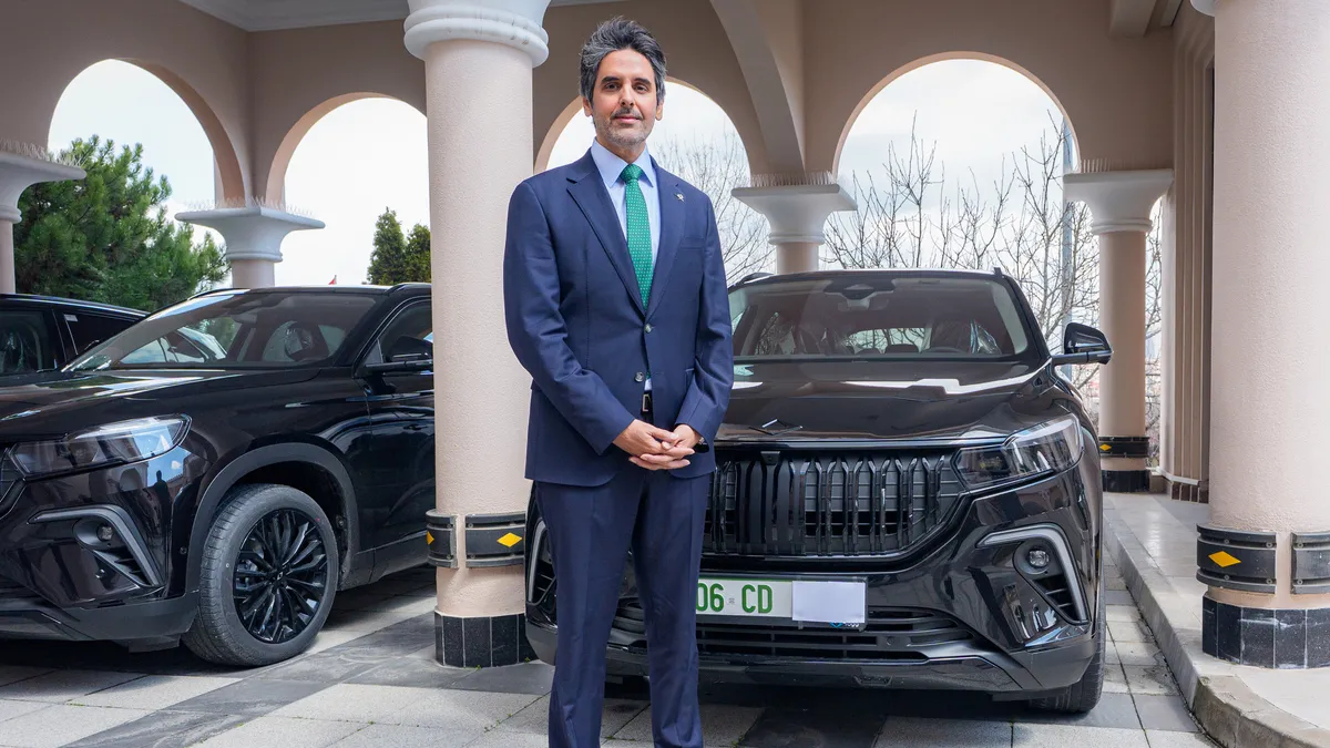 Katar'ın Ankara Büyükelçiliği 6 Togg aldı