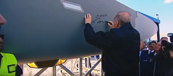 Tek bir oy bile çok önemli! AK Parti’den ikinci tur öncesi yeni reklam filmi! Büyük Türkiye zaferi için hep birlikte sandığa...